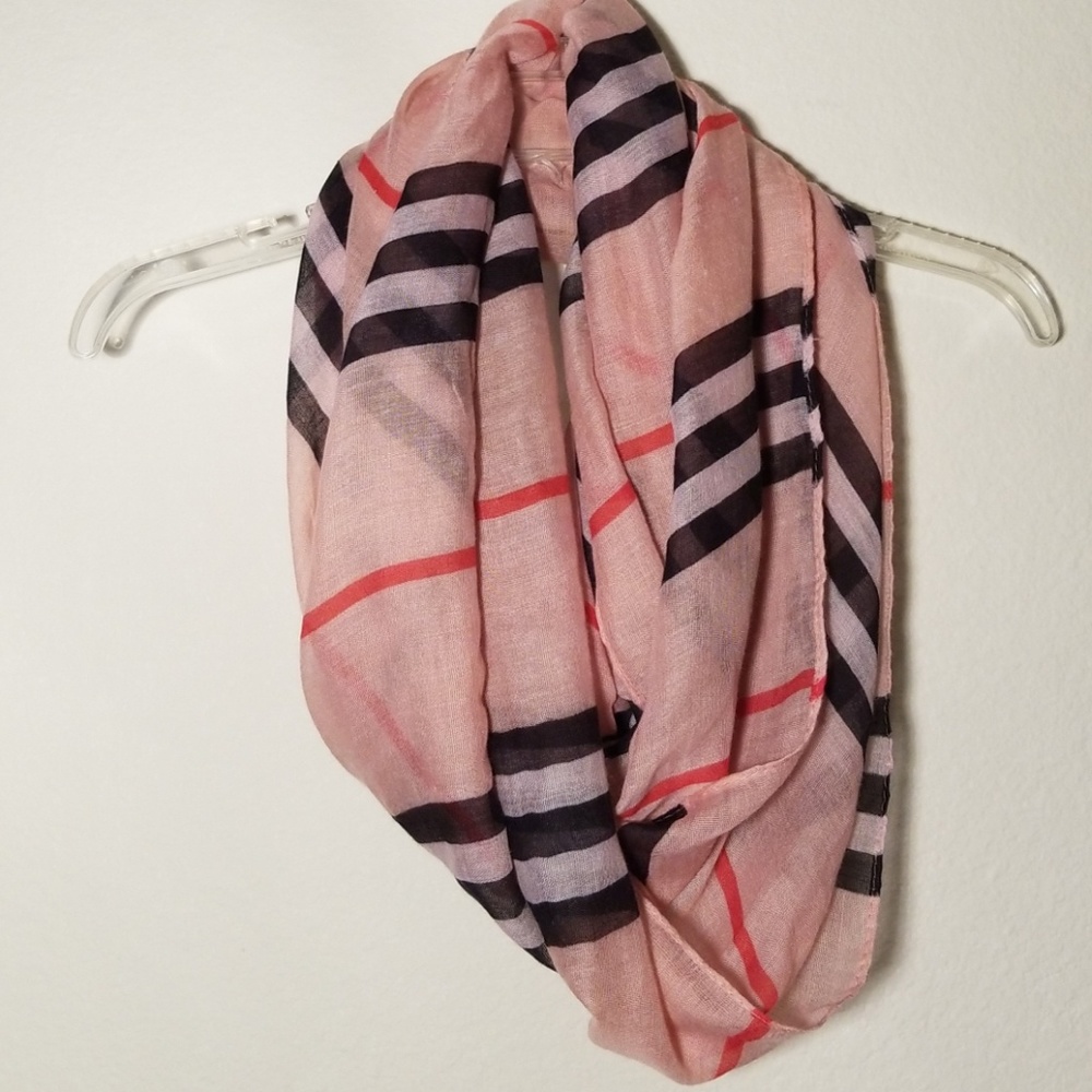 Infinity scarf stripe pattern